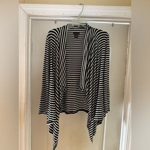 Black white striped sweater size L